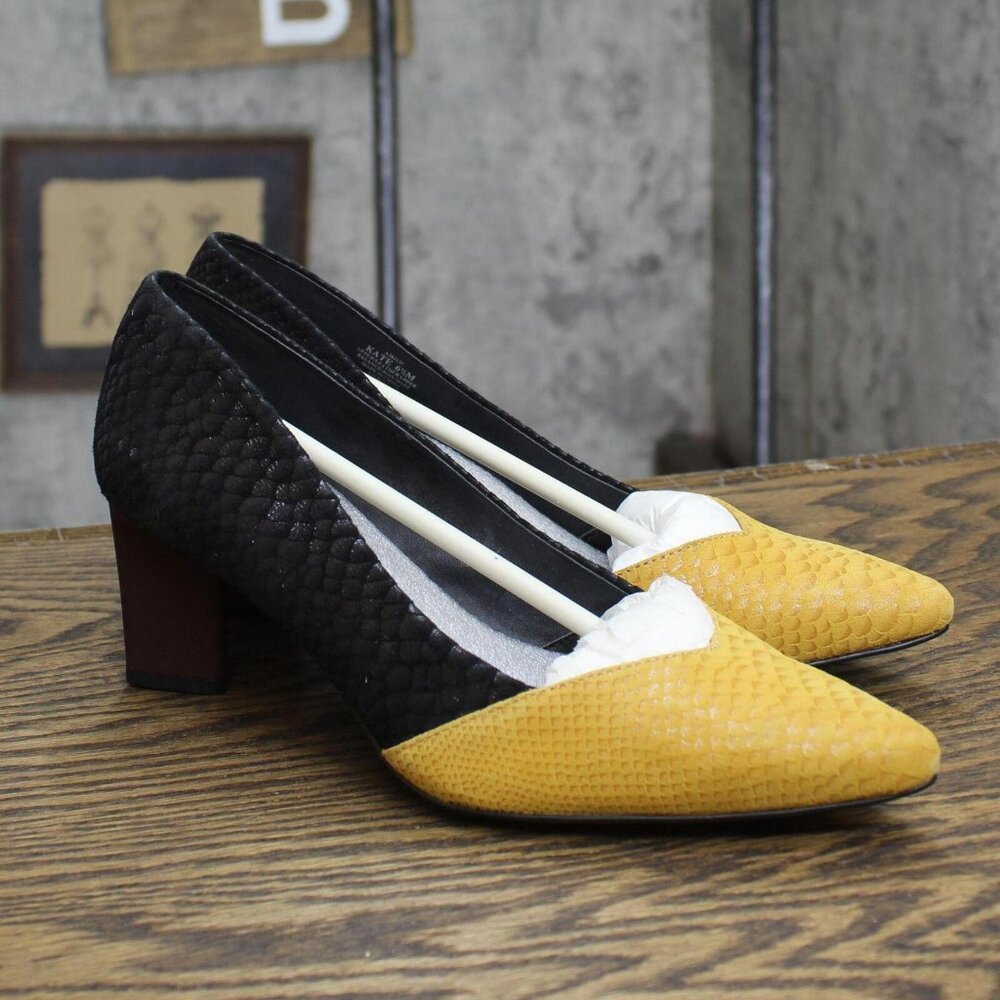 NWT LOGO by Lori Goldstein Womens Colorblock Heels Yellow Snake Multi 6.5M